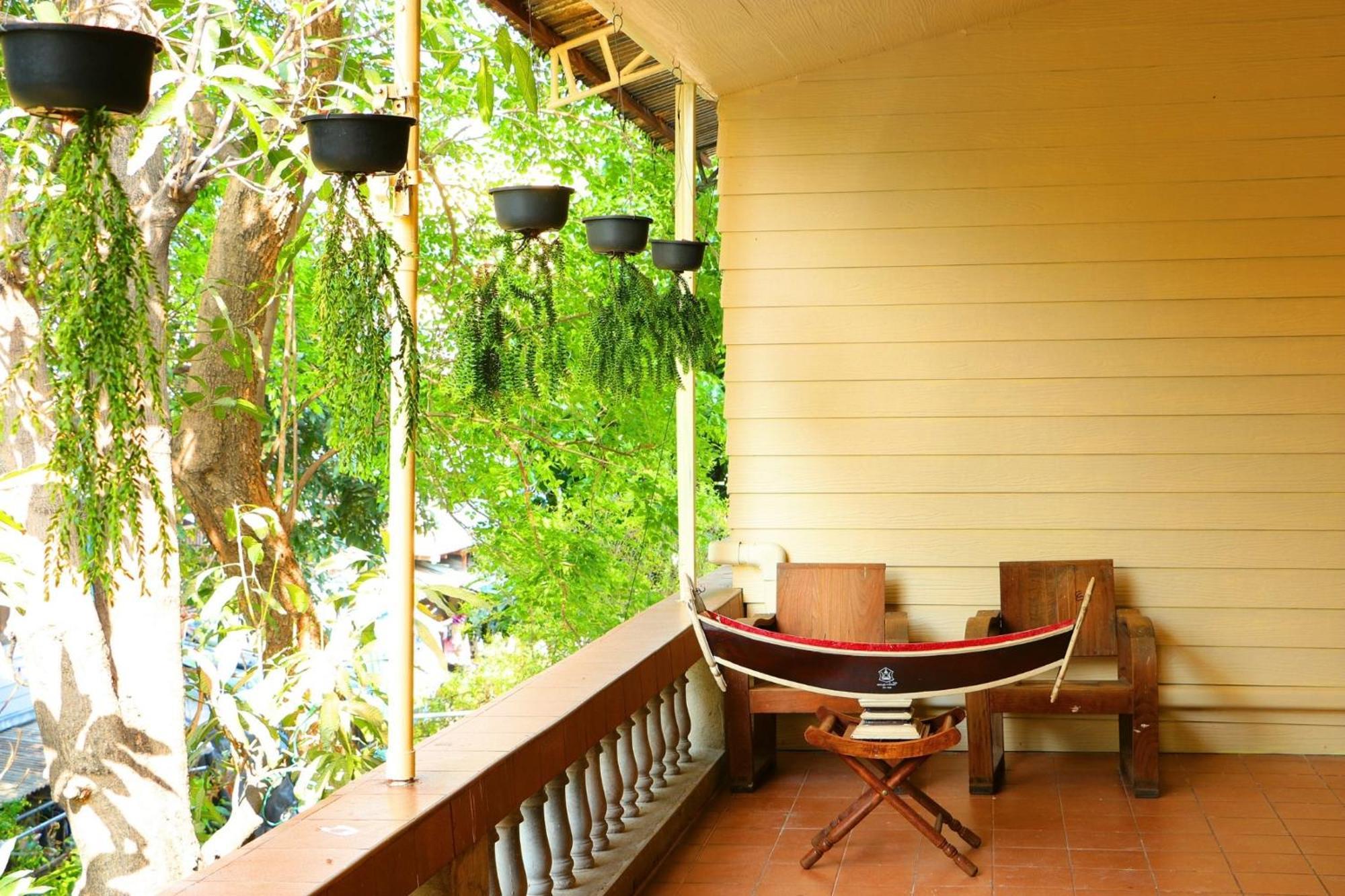 Baankhon Villa Bangkok Buitenkant foto